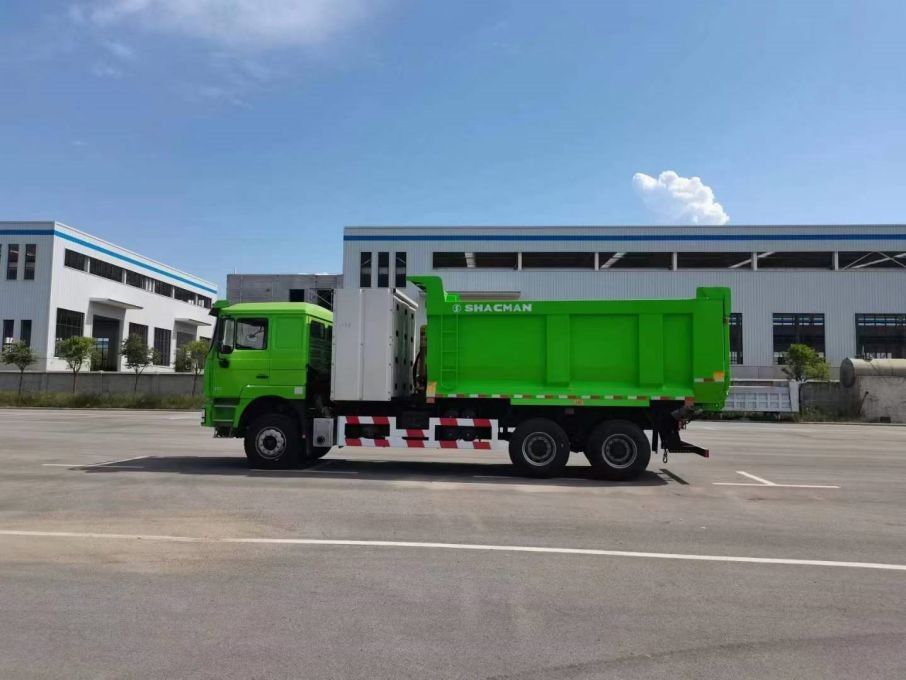 10 kół SHACMAN F3000 CNG Dump Truck 6x4 Euro V WEICHAI-430HP Zielony Idealny do budowy i wydobycia