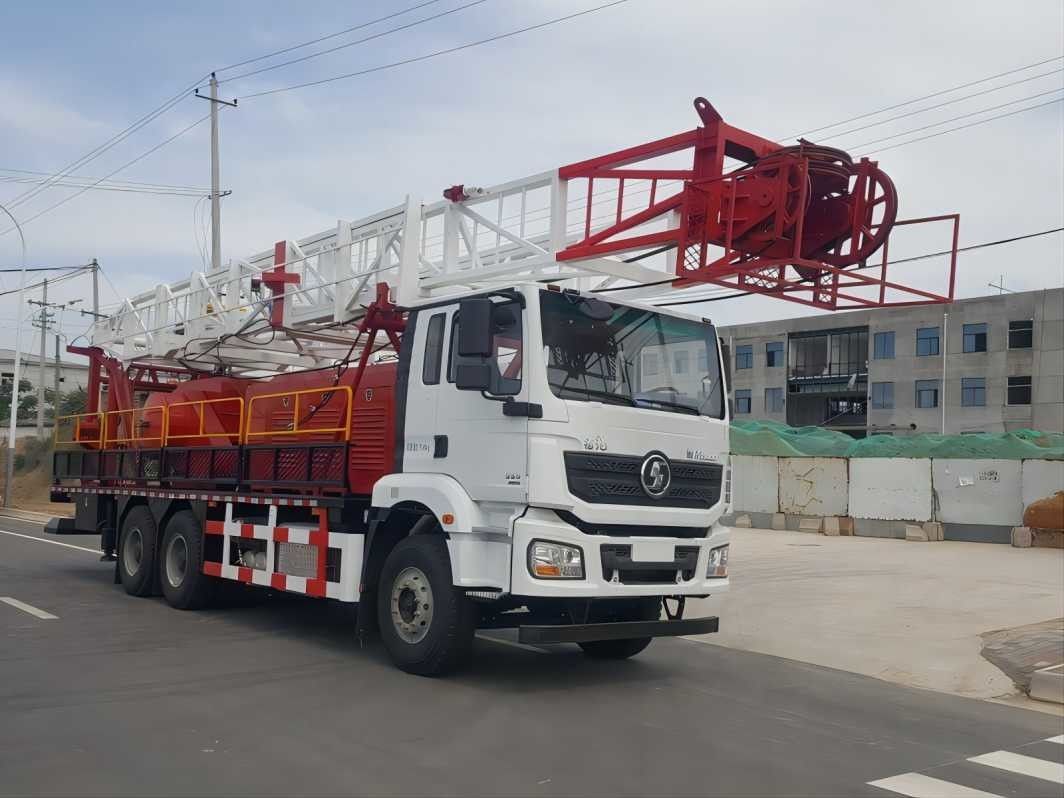 SHACMAN H3000 ciężarówka do wiercenia ropy naftowej 6x4 380KM EuroII biała 50Ton