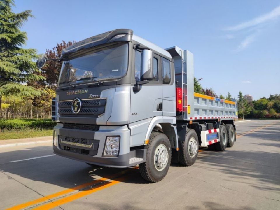 SHACMAN 8x4 440KM EuroV ciężki ciężarówka biała 20 - 30 ton