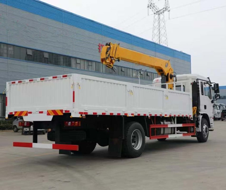 SHACMAN L3000 4X2 10 Ton Ładowania Pojemność ciężarówka 240HP Ładunkowy dźwig w dobrej jakości