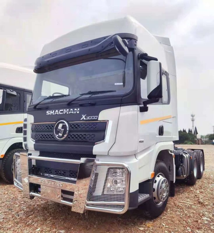 SHACMAN X3000 6x4 Ciężarówka EuroV 480HP Biała Ciężarówka Głowa ciągnika z rozszerzoną kabiną na wysokim dachu i 400L zbiornik paliwa