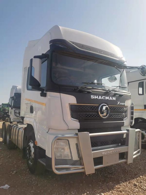 SHACMAN X3000 6x4 Ciężarówka EuroV 480HP Biała Ciężarówka Głowa ciągnika z rozszerzoną kabiną na wysokim dachu i 400L zbiornik paliwa