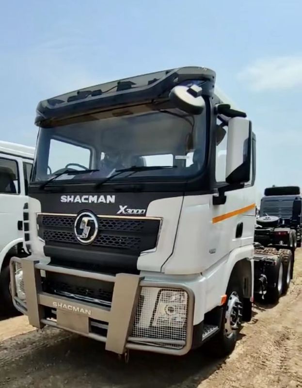 Głowa ciągnika Euro 3 10 kołowe SHACMAN 450hp X3000 6*4 Ciężarówka ciągnika użyty transport Budownictwo