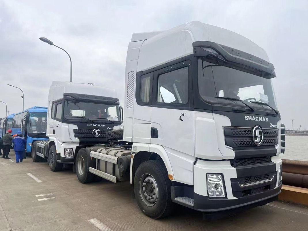 Ręczna zmiana biegów 10 kołowych ciężarówki ciągnistej SHACMAN 430hp X3000 4x2 podwójny kabina spająca głowa ciągnika