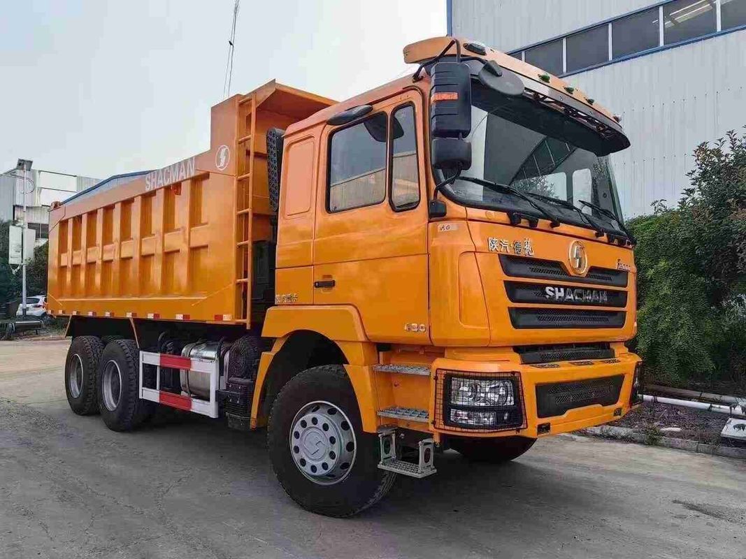 Neon Red Heavy Dump Truck 20 metrów sześciennych Pojemność MAN System łagodzenia kolizji osi