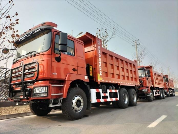 Neon Red System łagodzenia kolizji ciężkich ciężarówek 25T Pojemność 6x6 6x4 8x4 Napęd Typ 12 Koła 1800 3200 1350mm Koło