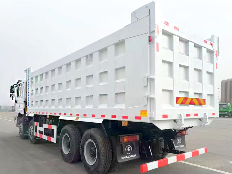 SHACMAN F3000 8x4 430Hp EuroV Yellow Domestic Front Lift Tipper Truck with 300L Fuel Tank and 12.00R20 Tires